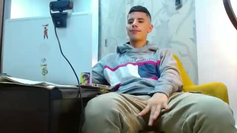 newlatino1 online show from 10.31.25