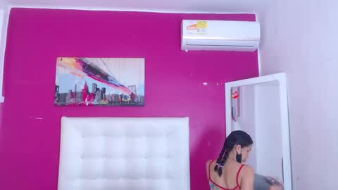 nextdoor_fantasy online show from 02.04.26