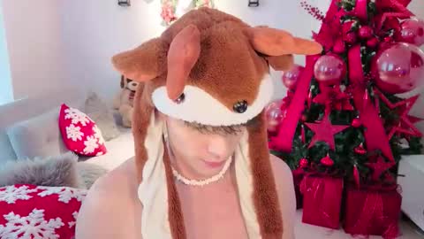 Snapshot of neythan__blaze chatting on 12.05.25 online show from 12.05.25