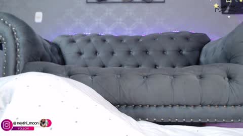 Snapshot of neytiri_moon chatting on 01.25.25 Sandra online show from 01.25.25