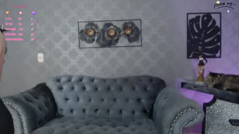 Sandra online show from 10.13.25