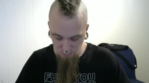 Snapshot of nezvers chatting on 01.09.25 YouPick online show from 01.09.25