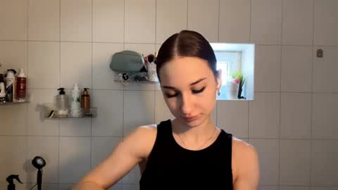 Kate Ng online show from 04.17.26