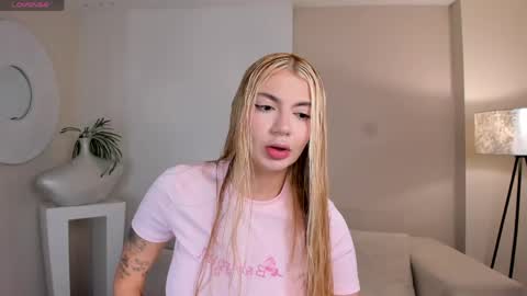 SQUIRTER DOLL    online show from 06.05.26