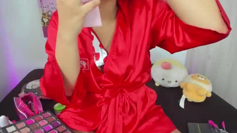  Nia  online show from 10.06.25