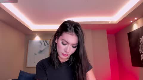 Snapshot of niasalvatore chatting on 11.29.25 Call me Nia online show from 11.29.25