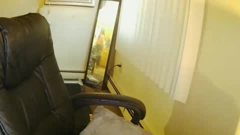 Nicci babyyy online show from 10.13.25