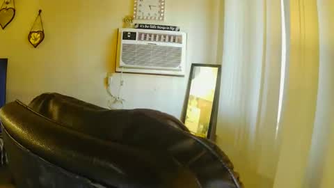 Nicci babyyy online show from 10.29.25