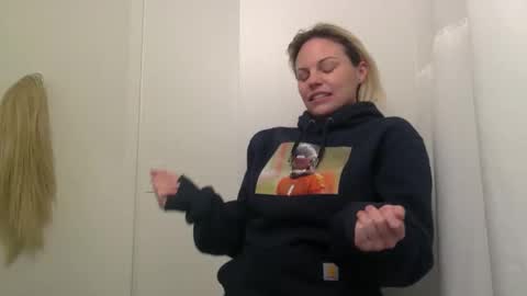 Amber online show from 01.10.26