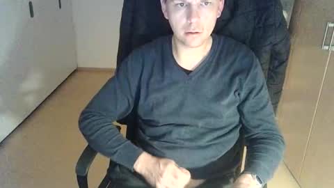 Snapshot of niceguyflo chatting on 11.03.25 NiceGuyFlo online show from 11.03.25