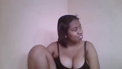 Snapshot of nicelly01 chatting on 06.09.26 nicelly01 online show from 06.09.26