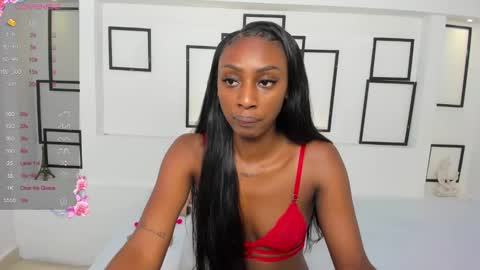 Snapshot of nicholscully chatting on 12.22.24 Nichol Scully online show from 12.22.24