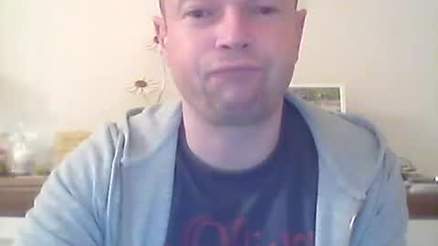 Snapshot of nick1990b chatting on 09.30.25 nick1990b online show from 09.30.25