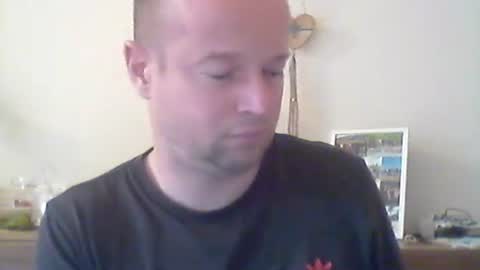 Snapshot of nick1990b chatting on 10.06.25 nick1990b online show from 10.06.25