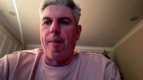 nick578320 online show from 12.15.25