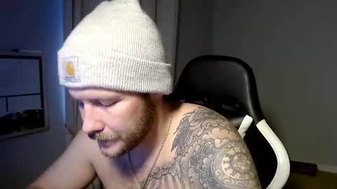 Cakedcouple  OF - Yourtattedcutie  qurlynfit online show from 12.26.24