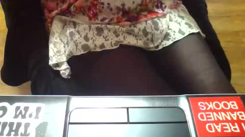 nickibabe1980 online show from 11.12.25