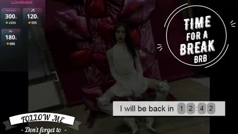 Snapshot of nickierainer chatting on 12.02.24 Nickie online show from 12.02.24