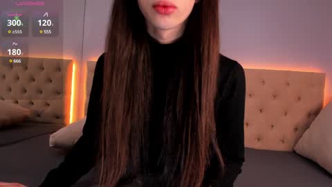 Snapshot of nickierainer chatting on 02.02.25 Nickie online show from 02.02.25