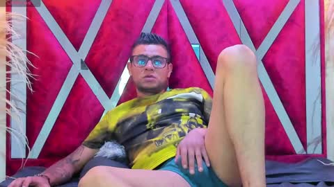 nickk_jonson online show from 04.14.26