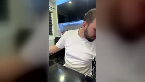 Snapshot of nickolas22 chatting on 02.13.26 Julian online show from 02.13.26