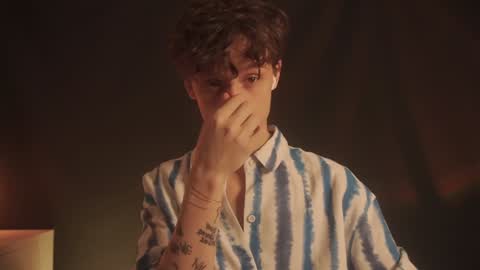 Nicky Neal online show from 02.06.25