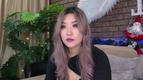 Snapshot of nicky_owl chatting on 01.14.25 Today is my 41st birthday And in 2 hours Im waiting for you on the stream Stock up on tokens and a good mood Nicky online show from 01.14.25