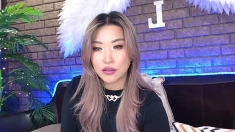 Snapshot of nicky_owl chatting on 01.26.25 Today is my 41st birthday And in 2 hours Im waiting for you on the stream Stock up on tokens and a good mood Nicky online show from 01.26.25