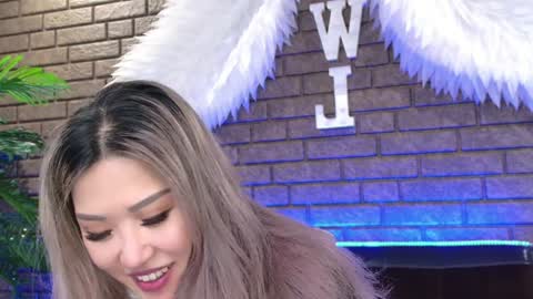 Snapshot of nicky_owl chatting on 01.31.25 Today is my 41st birthday And in 2 hours Im waiting for you on the stream Stock up on tokens and a good mood Nicky online show from 01.31.25