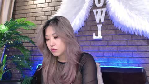 Snapshot of nicky_owl chatting on 02.02.25 Today is my 41st birthday And in 2 hours Im waiting for you on the stream Stock up on tokens and a good mood Nicky online show from 02.02.25