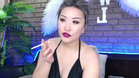 Snapshot of nicky_owl chatting on 02.10.25 Today is my 41st birthday And in 2 hours Im waiting for you on the stream Stock up on tokens and a good mood Nicky online show from 02.10.25