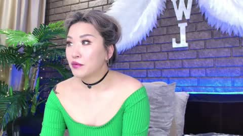 Snapshot of nicky_owl chatting on 02.12.25 Today is my 41st birthday And in 2 hours Im waiting for you on the stream Stock up on tokens and a good mood Nicky online show from 02.12.25