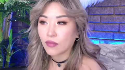 Snapshot of nicky_owl chatting on 02.22.25 Today is my 41st birthday And in 2 hours Im waiting for you on the stream Stock up on tokens and a good mood Nicky online show from 02.22.25