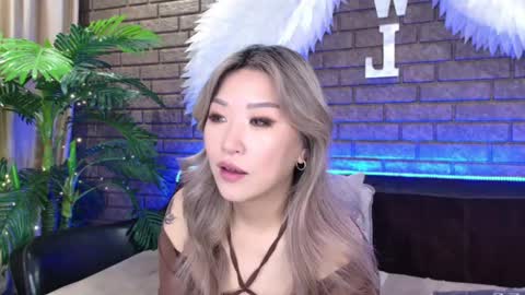 Snapshot of nicky_owl chatting on 03.01.25 Today is my 41st birthday And in 2 hours Im waiting for you on the stream Stock up on tokens and a good mood Nicky online show from 03.01.25