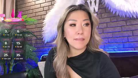 Snapshot of nicky_owl chatting on 09.29.25 Today is my 41st birthday And in 2 hours Im waiting for you on the stream Stock up on tokens and a good mood Nicky online show from 09.29.25