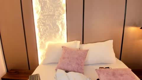 Nicky  online show from 11.20.25