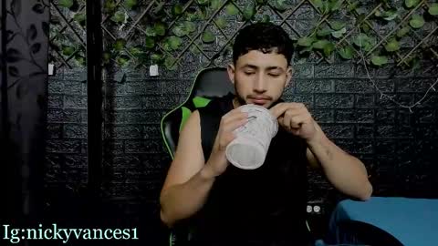 nicky online show from 10.27.25