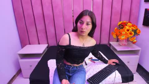 Nicky Miler online show from 11.07.25