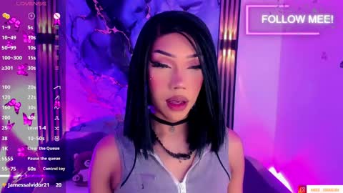 Snapshot of nickynoa chatting on 04.25.26 Nicky online show from 04.25.26