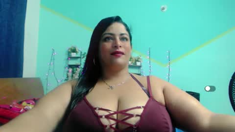 Snapshot of nickyribeiro chatting on 10.06.25 nickyribeiro online show from 10.06.25