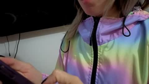 Nicky online show from 04.17.26