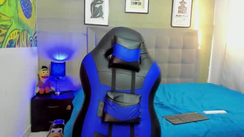 Snapshot of nico_blaze7 chatting on 02.22.26 nico_blaze7 online show from 02.22.26