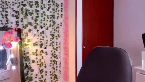 Nico online show from 09.13.25