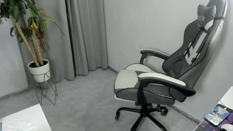 Snapshot of nico_nico_xd chatting on 04.24.26 Nico online show from 04.24.26