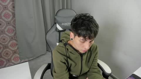 Snapshot of nico_nico_xd chatting on 04.26.26 Nico online show from 04.26.26