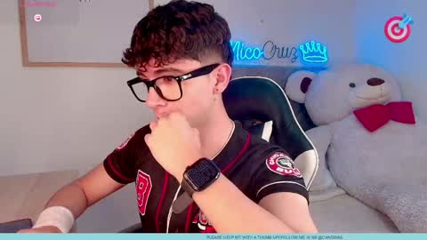 nico  online show from 04.13.26