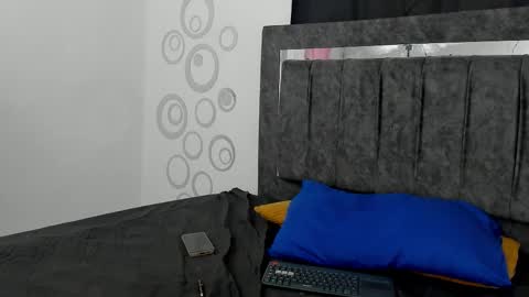 Nicol online show from 09.09.25