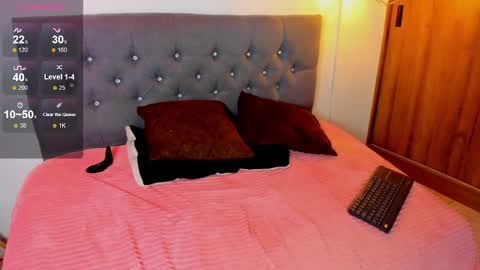 nicolas_james_sc online show from 12.04.25