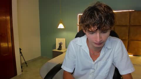 Snapshot of nicolasferrer18 chatting on 11.10.25 nicolasferrer18 online show from 11.10.25