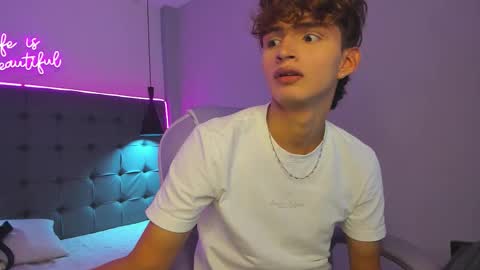 Snapshot of nicolasferrer18 chatting on 12.16.25 nicolasferrer18 online show from 12.16.25